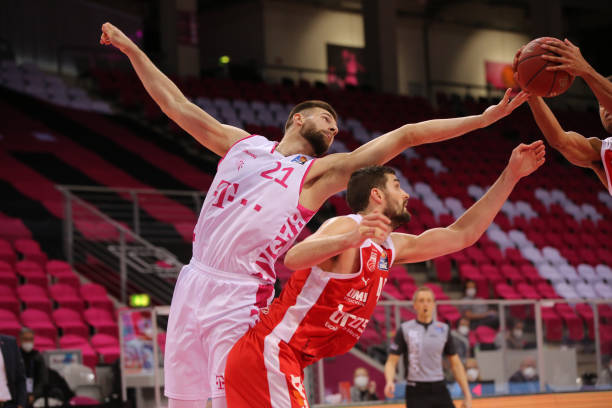 战更高的成 战更高的成