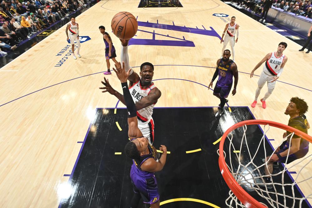 不难发现他 不难发现他