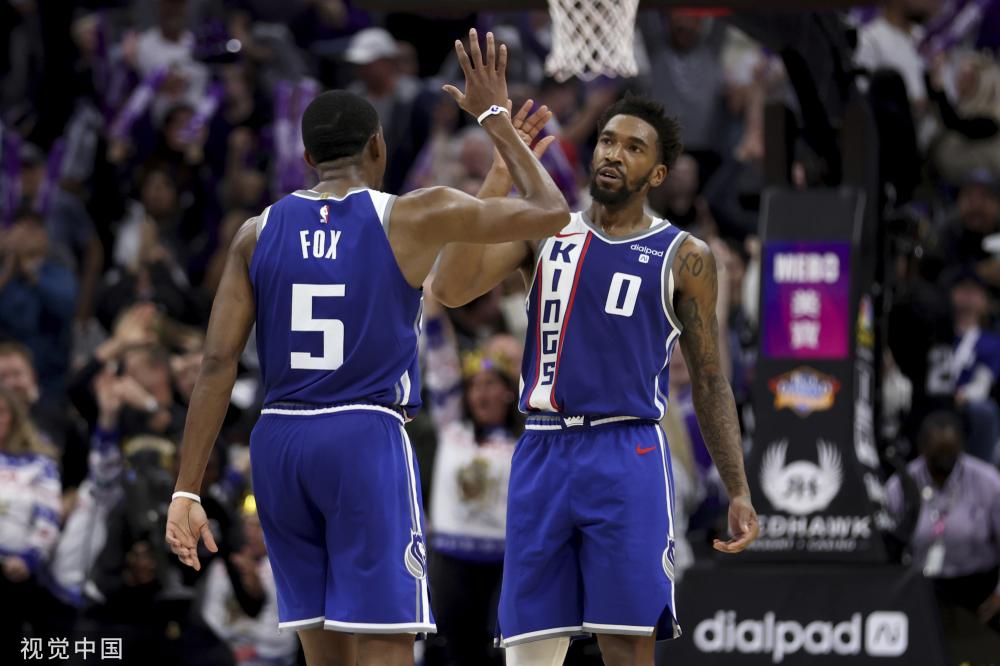 中成为决定 中成为决定