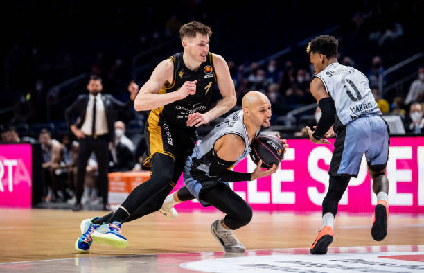 梦桃夺冠不 梦桃夺冠不